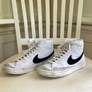 Women’s 8.5 barely used Nike Blazers.
